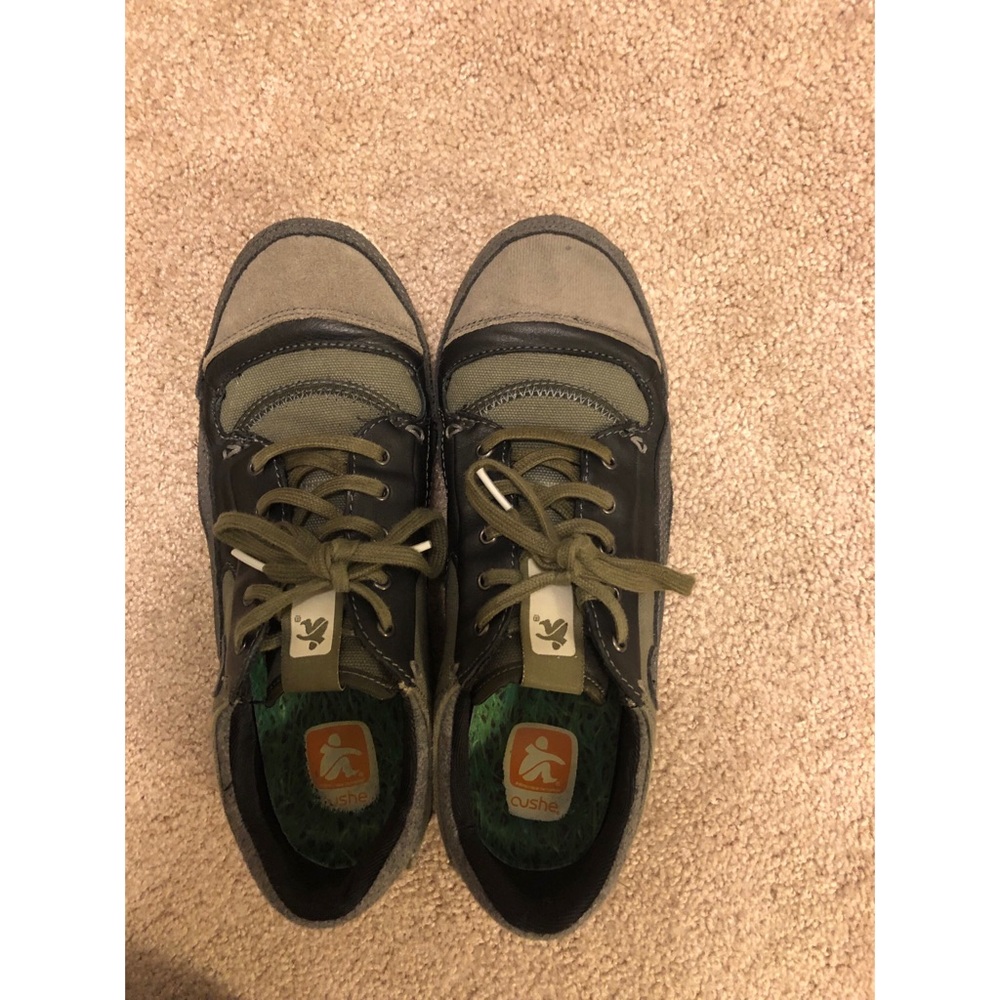Men’s shoes